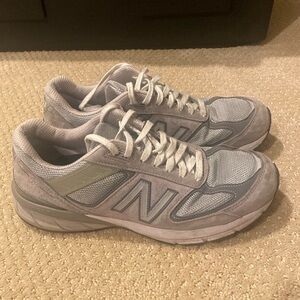 New balance 990 v5 size 9.5